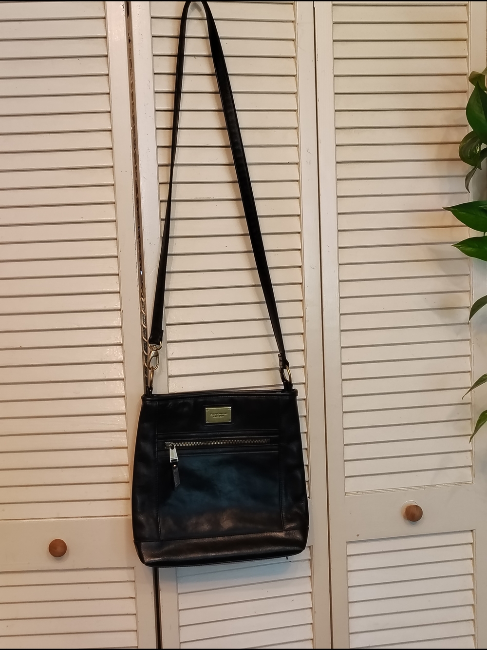 Tignanello Black Leather Crossbody Bag with Front Zip Pocket - Like New